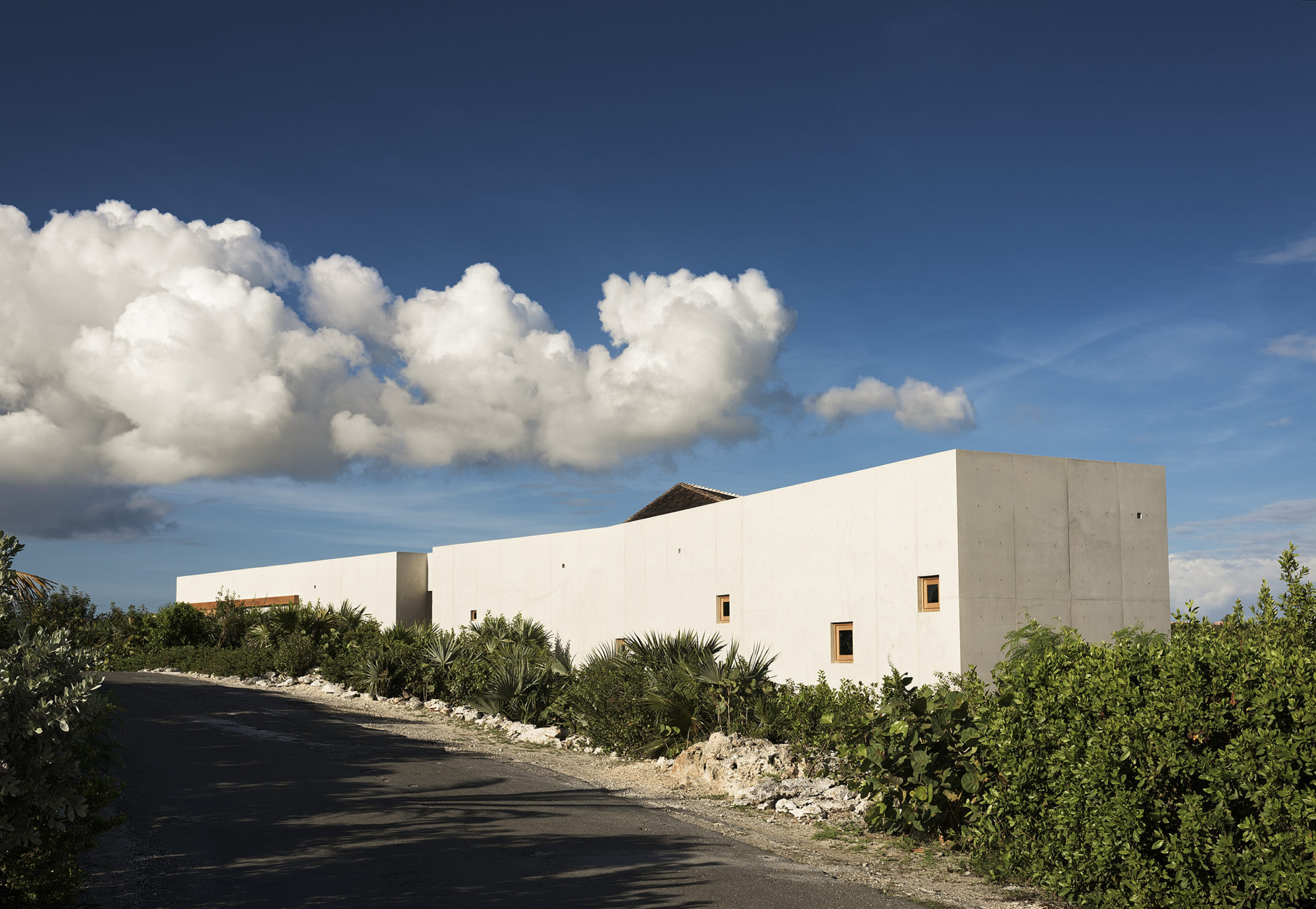 Studio Rick Joy, Le Cabanon, Turks and Caicos Islands, Photographed by: Joe Fletcher
