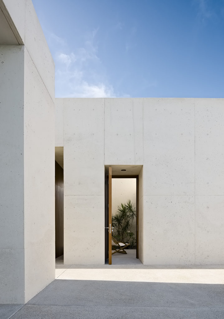 Studio Rick Joy, Le Cabanon, Turks and Caicos Islands, Photographed by: Joe Fletcher