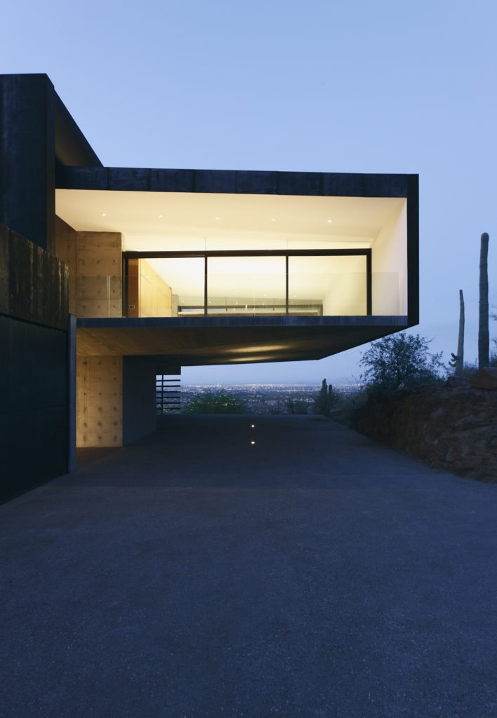 Studio Rick Joy, Ventana Canyon Residence, Tucson, Arizona, USA, Photographed by: Jeff Goldberg / ESTO