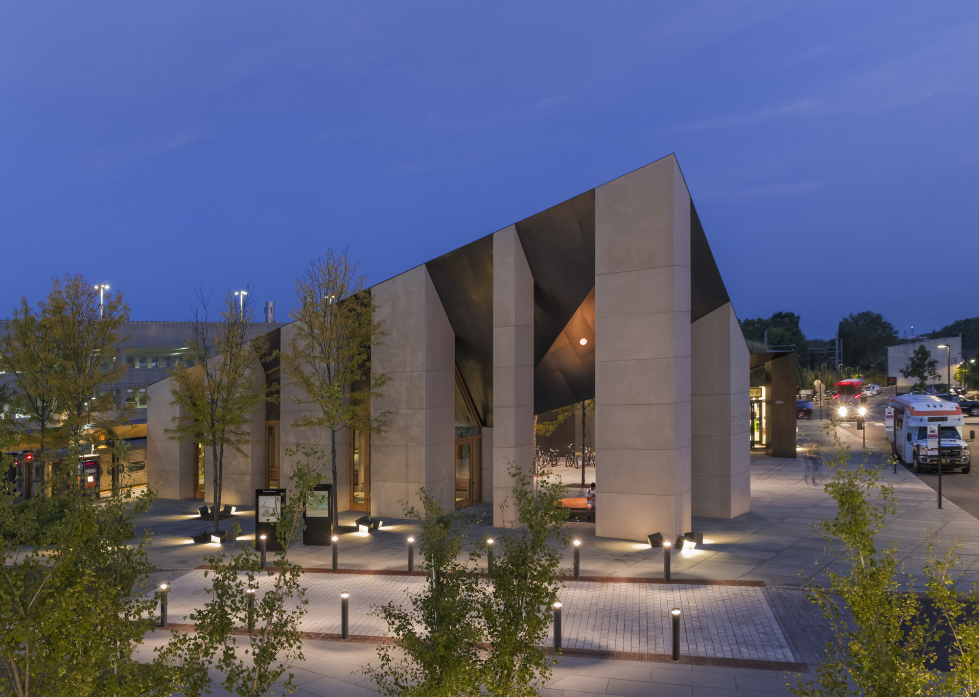Studio Rick Joy, Princeton Transit Hall and Market, Princeton, New Jersey, USA, Photographed by: Jeff Goldberg / ESTO
